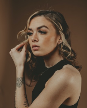 欧美人体艺术少妇图片